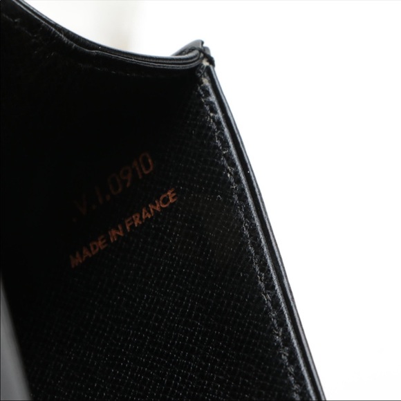 Louis Vuitton Lena Clutch - Picture 4 of 11